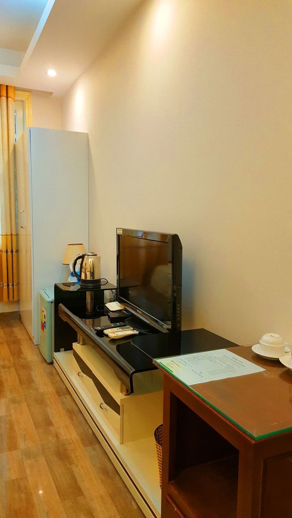 Sebong Hotel Hanoi Buitenkant foto